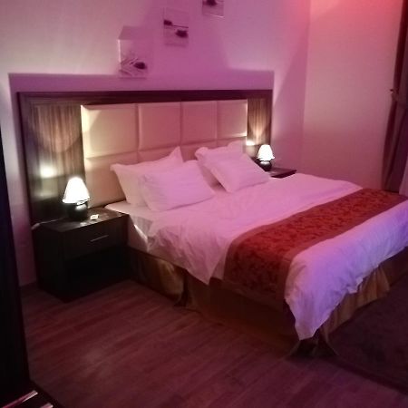 Al Worod Al Thahabia Chalets Abha Esterno foto